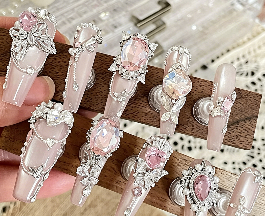Pink palace cat eye full diamond sparkling handmade customizable wearable nails light luxury heavy industry detachable nails manicure