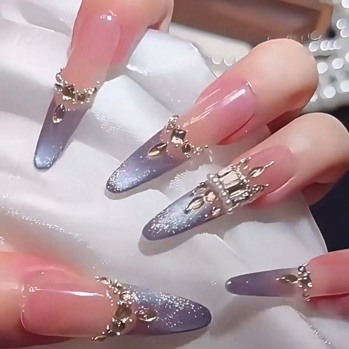 Fall and winter handmade wearable manicure fine dog french violet flash cat eye fake nails detachable whitening wedding nails