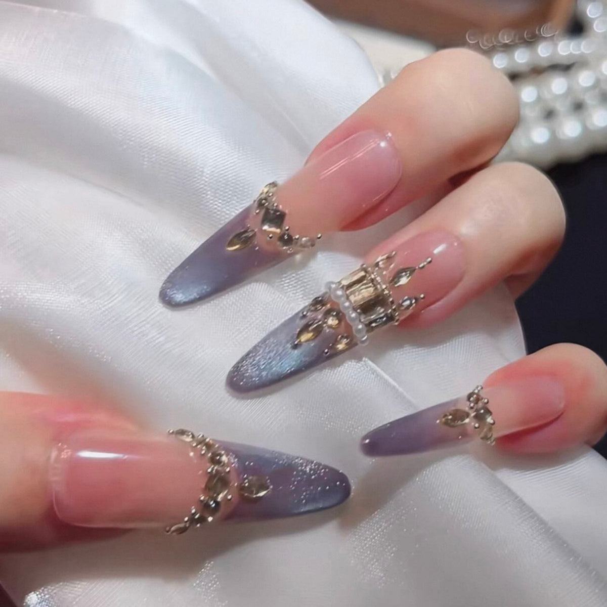 Fall and winter handmade wearable manicure fine dog french violet flash cat eye fake nails detachable whitening wedding nails