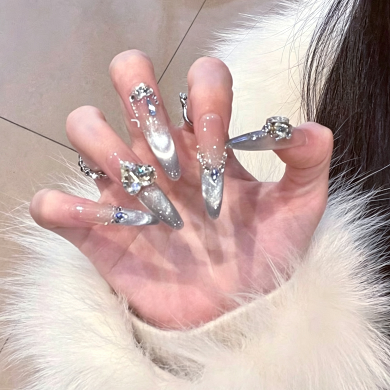 Light blue smile French cat's eye temperament light luxury high-end atmosphere crooked heart diamond hand-worn armor