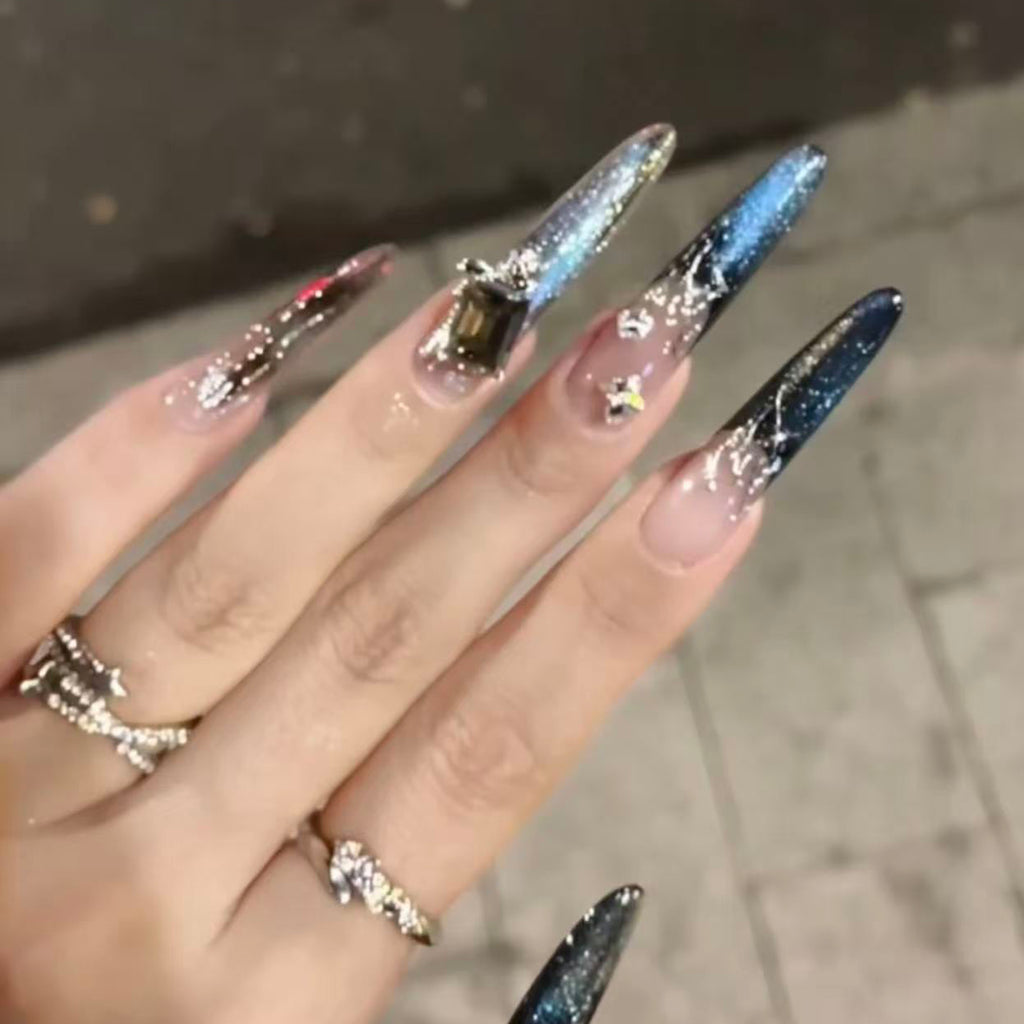 Pure handmade Spice Girl black and silver manicure temperament smudged cat eye flash Japanese wear armor