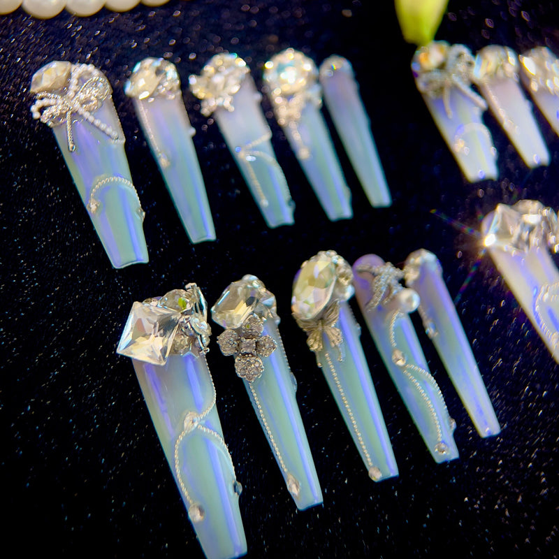 Light pink gradual change blue aurora noble daughter cool feeling full zircon diamond handmade wear nail custom nail manicure