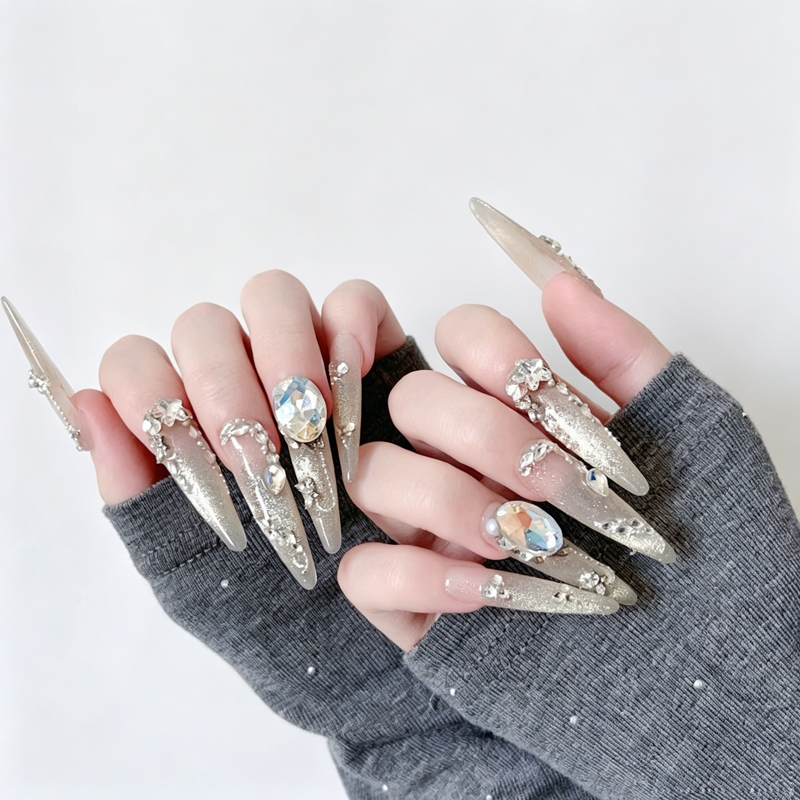 New handmade customized wearing nail, long explosive light luxury thousand gold spirit snake cold cat eye fake nail finished nail art