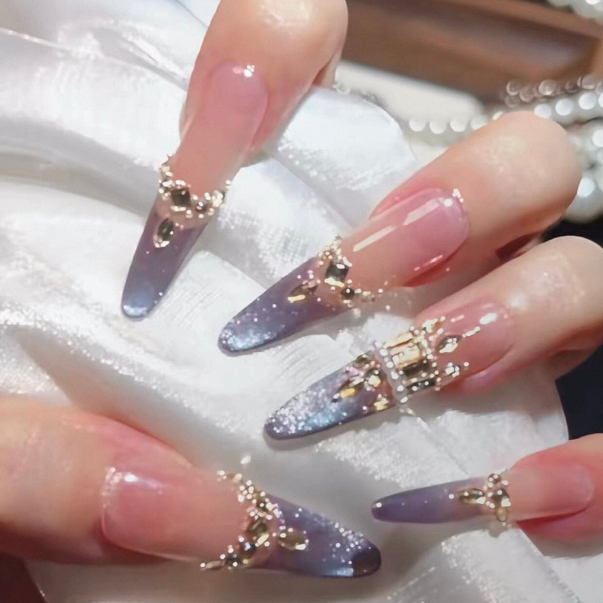 Fall and winter handmade wearable manicure fine dog french violet flash cat eye fake nails detachable whitening wedding nails