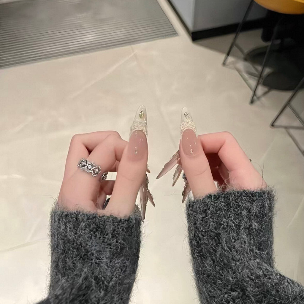 Autumn/winter royal court style luxurious full diamond icy sheer gentle queen bee long cat eye handmade press-on nails
