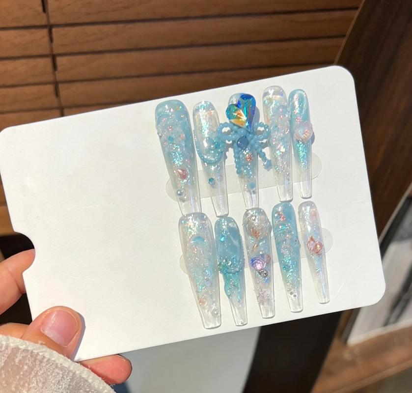 New summer cool blue seaside wind wearing nail temperament white jellyfish shell manicure