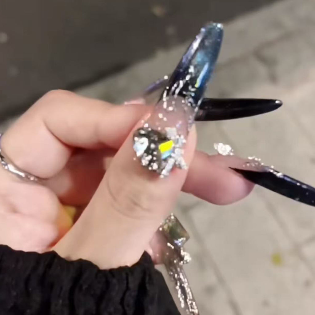 Pure handmade Spice Girl black and silver manicure temperament smudged cat eye flash Japanese wear armor