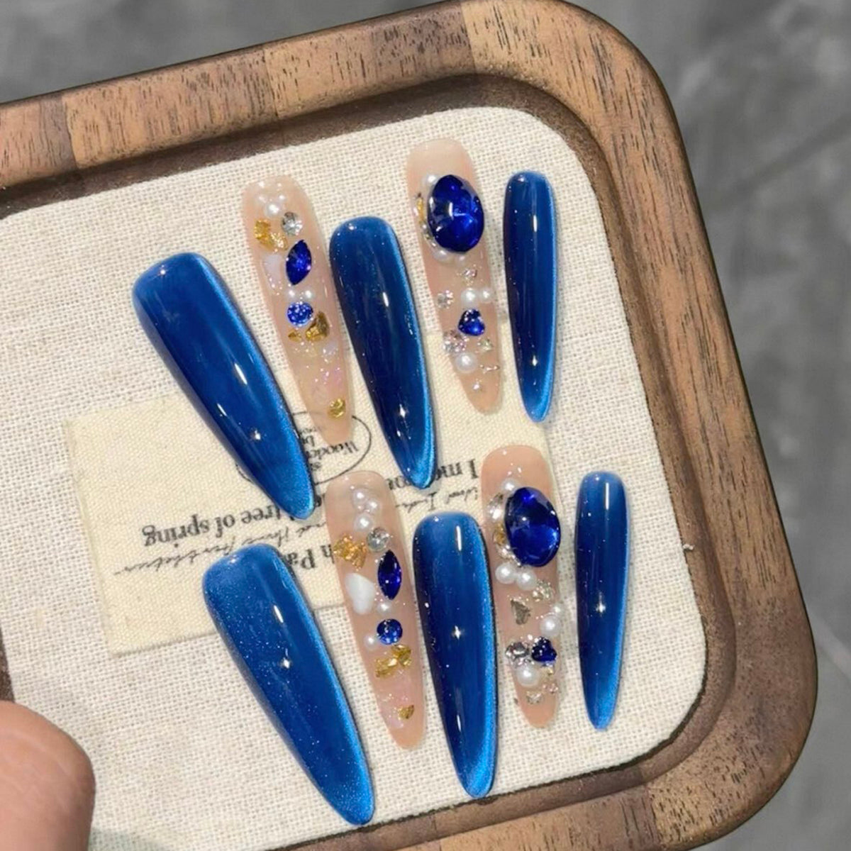 Blue-toned, "rich girl" style, handmade press-on nails: high-end, sparkling rhinestone ball, fresh & chic manicure