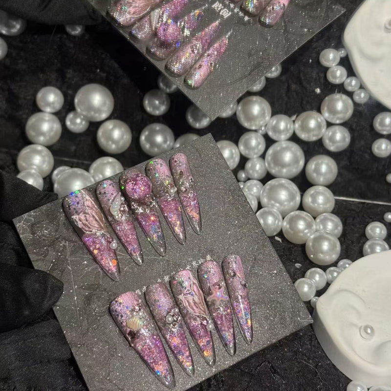 Handmade manicure wearing nail quicksand marine cat eye manicure