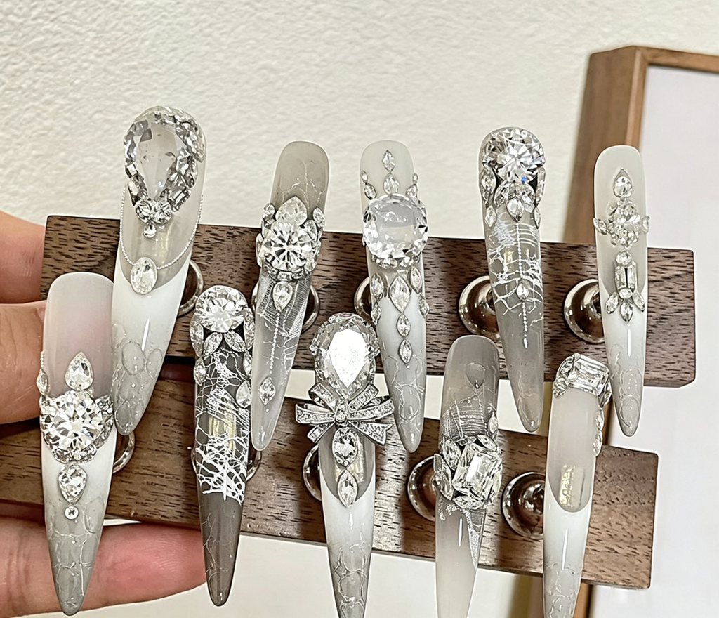 Full diamond flash full zirconium crocodile pattern handmade customizable wearable armor accessible luxury heavy industry detachable manicure