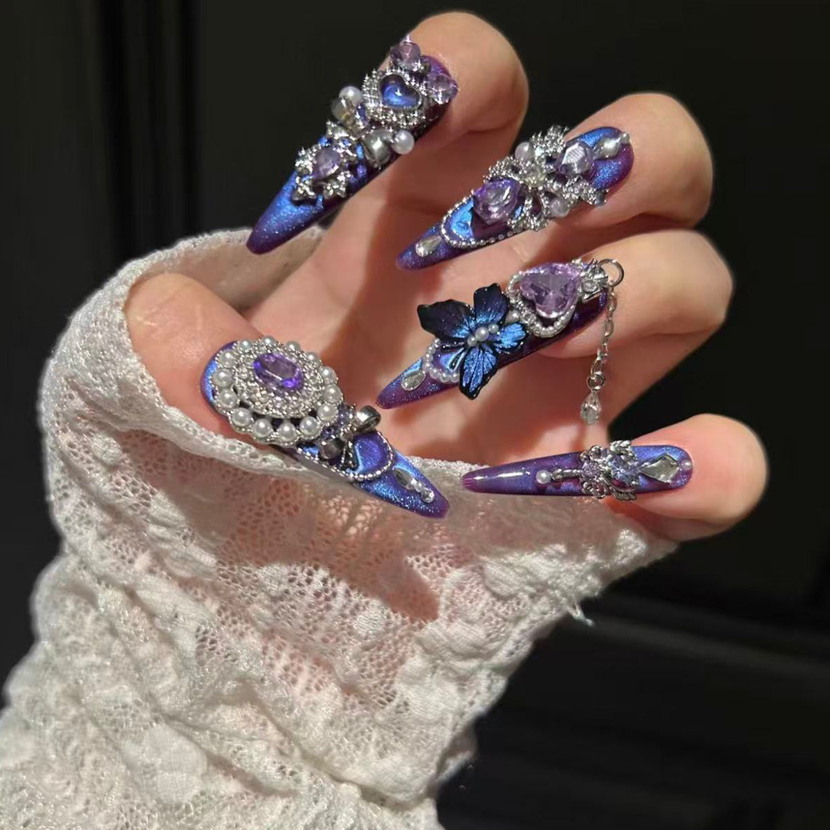 Halloween handmade press-on nails: premium purple cat eye manicure, whitening, exquisite luxury false nail stickers