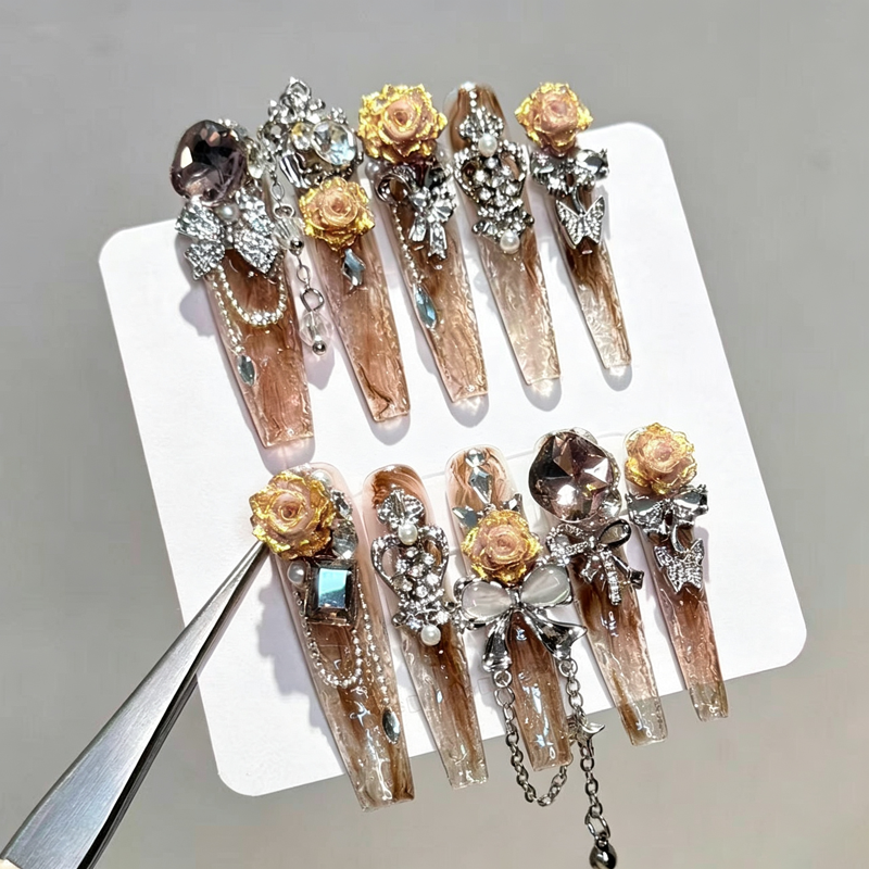 Dry roses, glass, broken ice, sparkling luxury big diamond chain, purely hand-worn armor removable patch