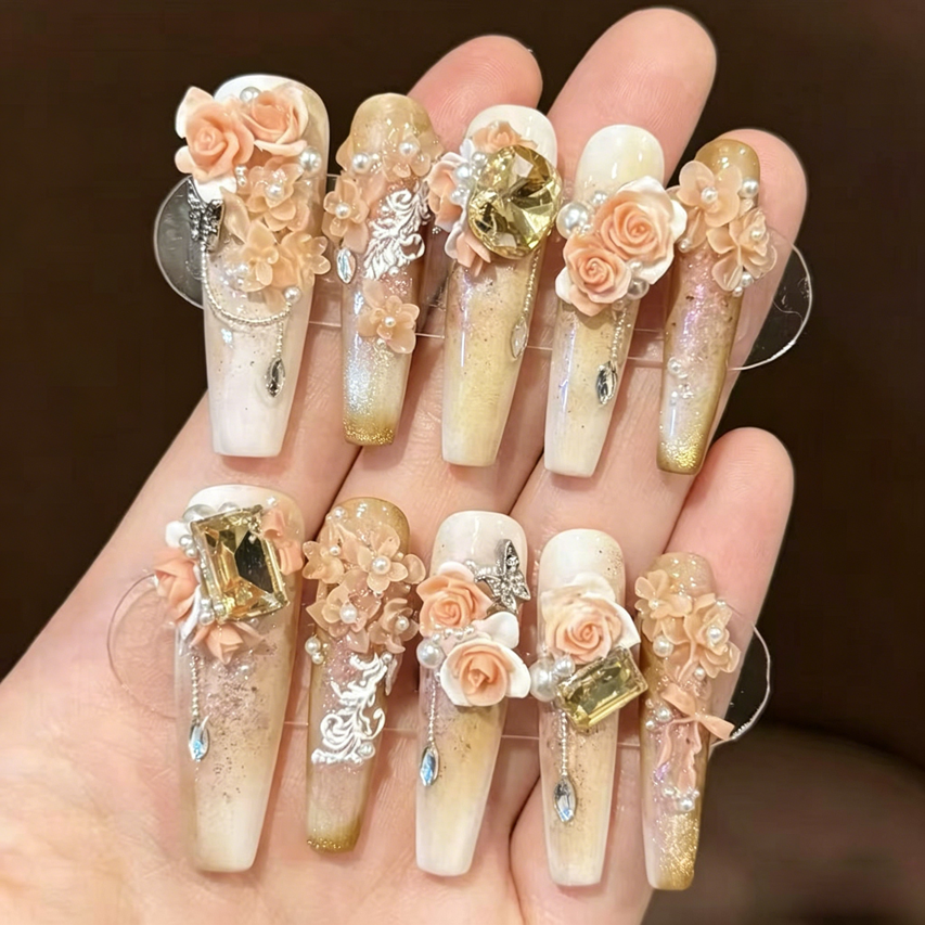 Handmade press-on nails: premium quality, ready-to-wear, removable, and exquisitely crafted