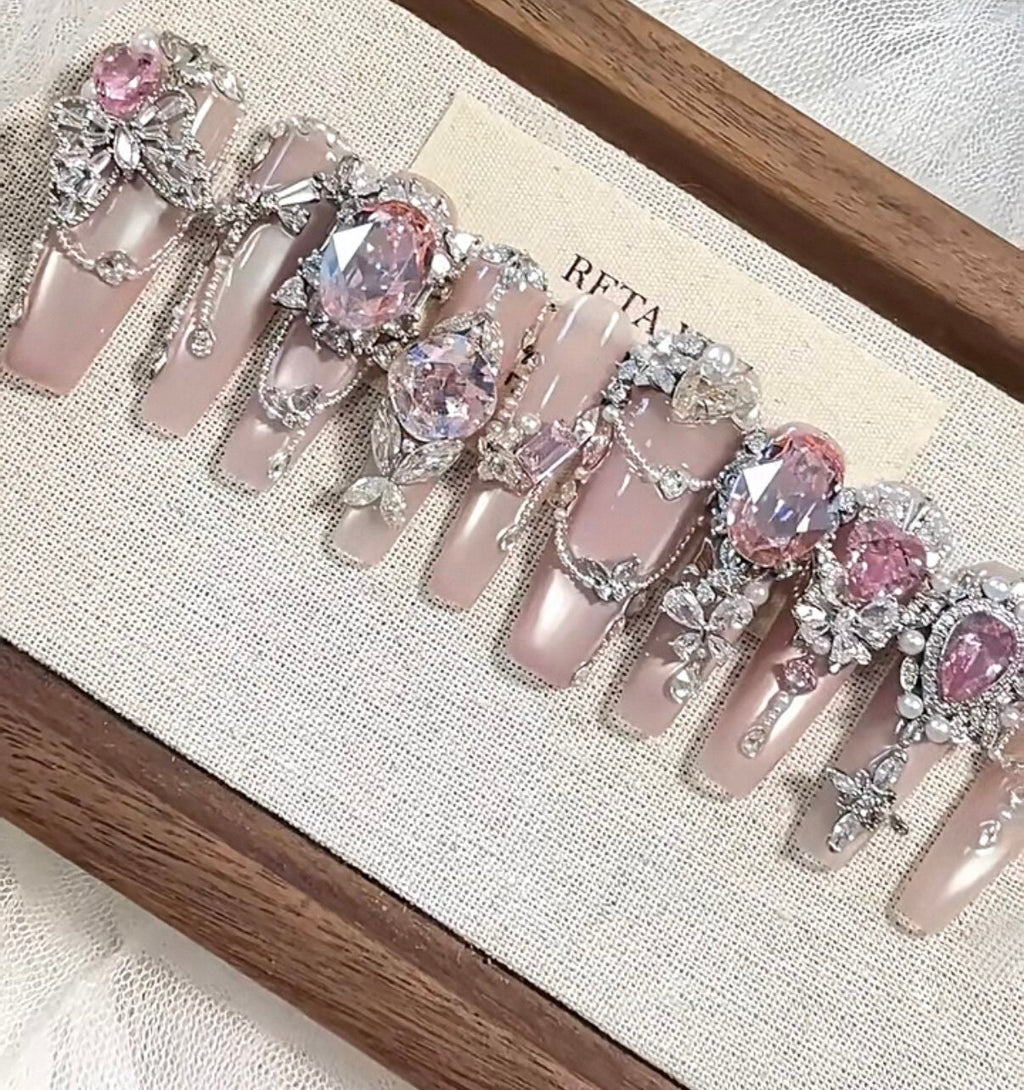 Pink palace cat eye full diamond sparkling handmade customizable wearable nails light luxury heavy industry detachable nails manicure
