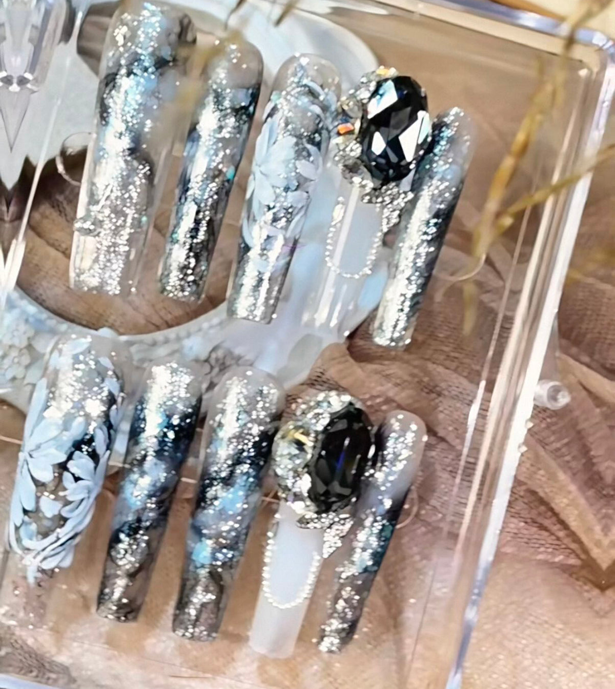 Obsidian socialite chic handmade press-on nails - all-chinese dark & edgy new style nail art patches