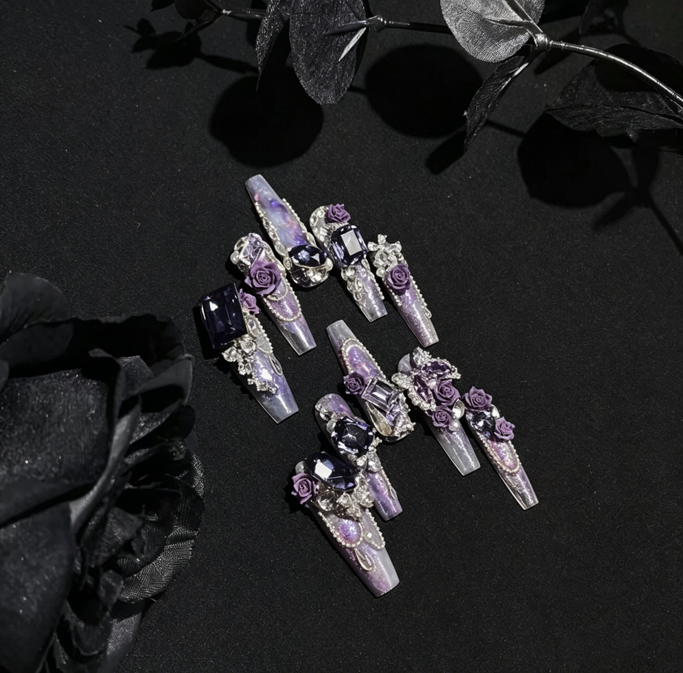 Hand-worn armor heavy industry luxury purple carving smudge long butterfly chain