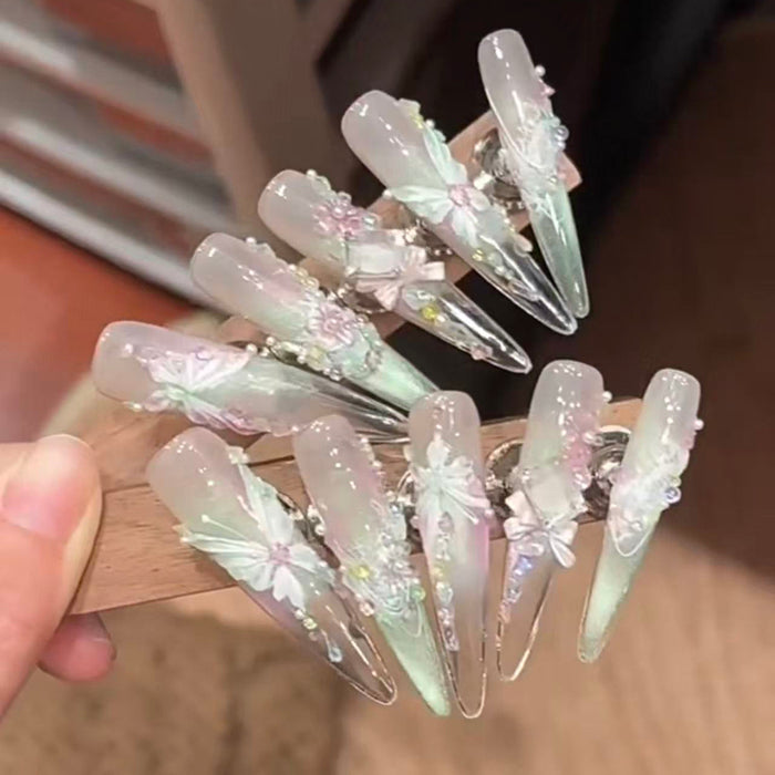 Ice flower gentle white pure desire side light cat eye hand pinch three-dimensional ice flower zircon wear armor