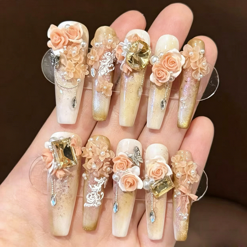 Handmade press-on nails: premium quality, ready-to-wear, removable, and exquisitely crafted