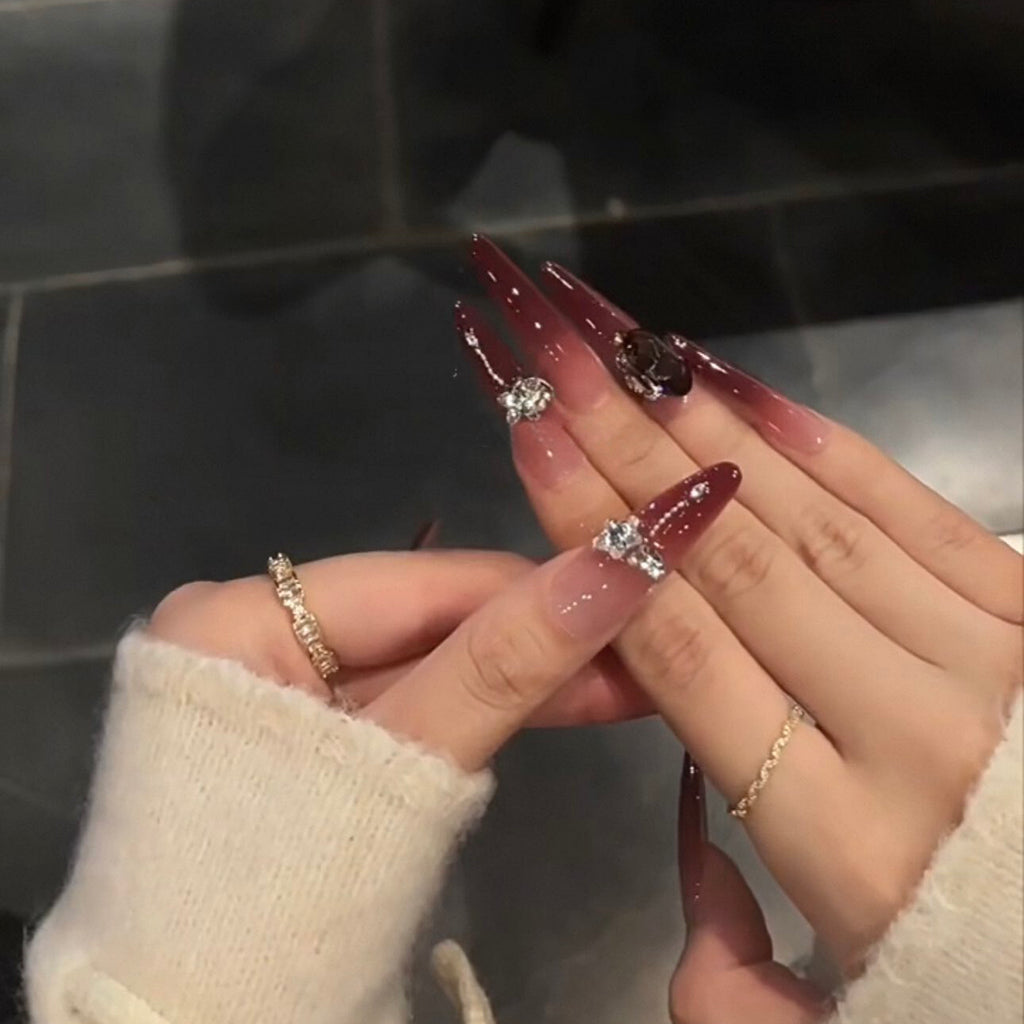 High-end, whitening, gradient cherry color, french diamond, fine long hand-worn nails