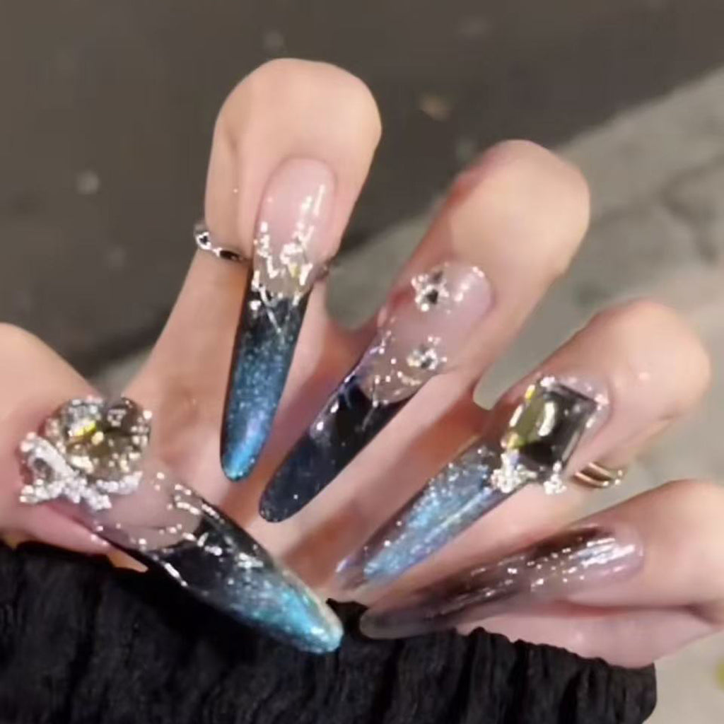 Pure handmade Spice Girl black and silver manicure temperament smudged cat eye flash Japanese wear armor