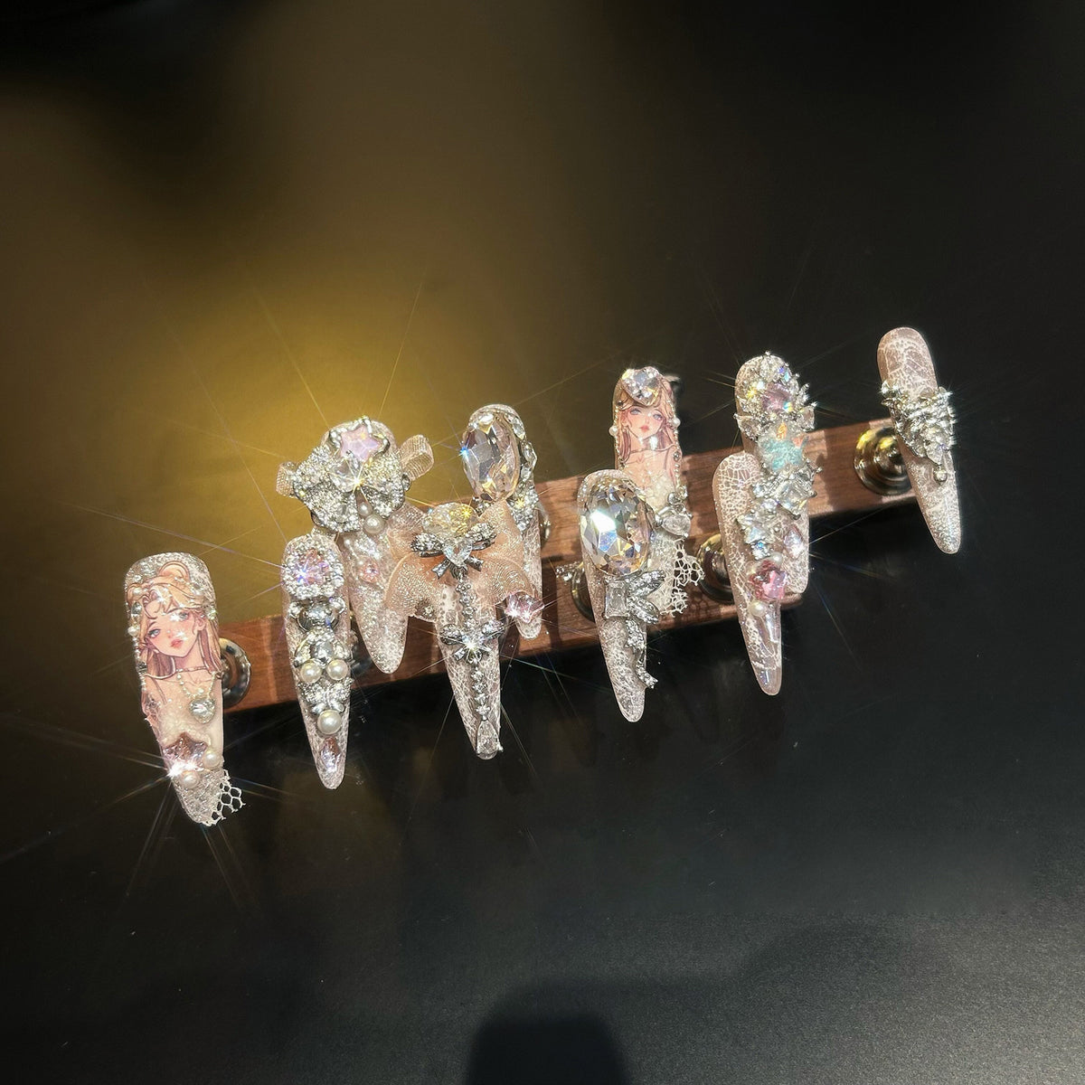 Explosive handmade full diamond pigeon egg wearable manicure thin dog tip heavy industry light luxury wearable nails bride cute girl nails