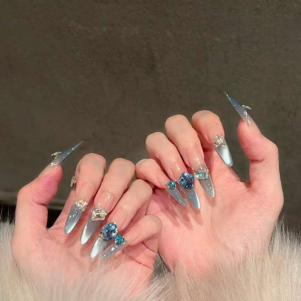 Clear light blue gradient metering cat eye pure desire ins high-end handmade wearable manicure