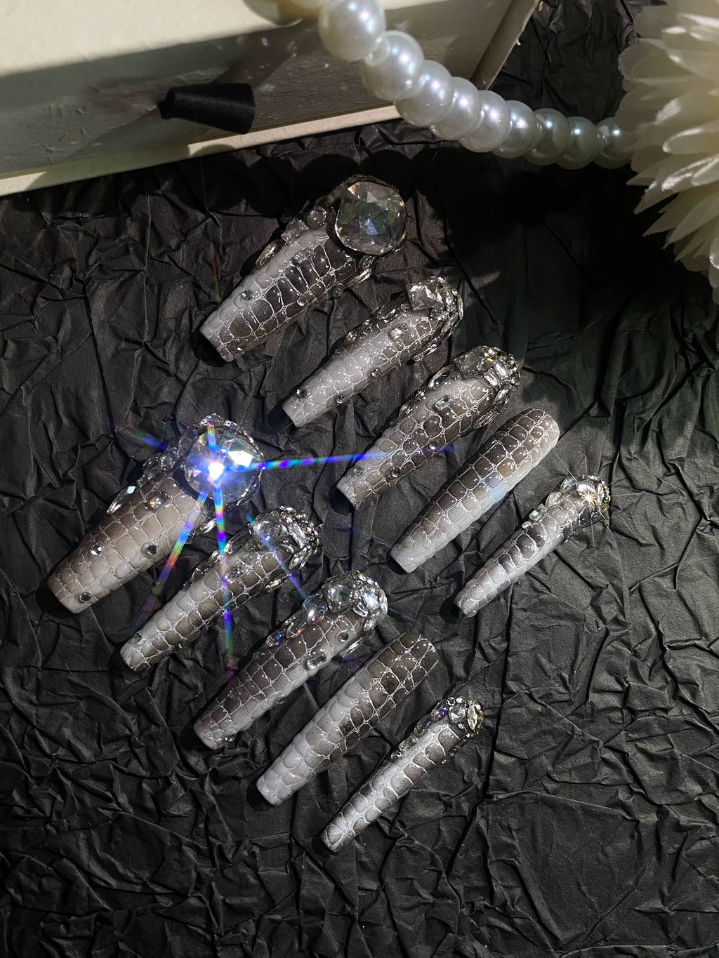 Himalayan crocodile pattern accessible luxury zircon k9 diamond classy handmade wearable nails personalized detachable nails manicure nails