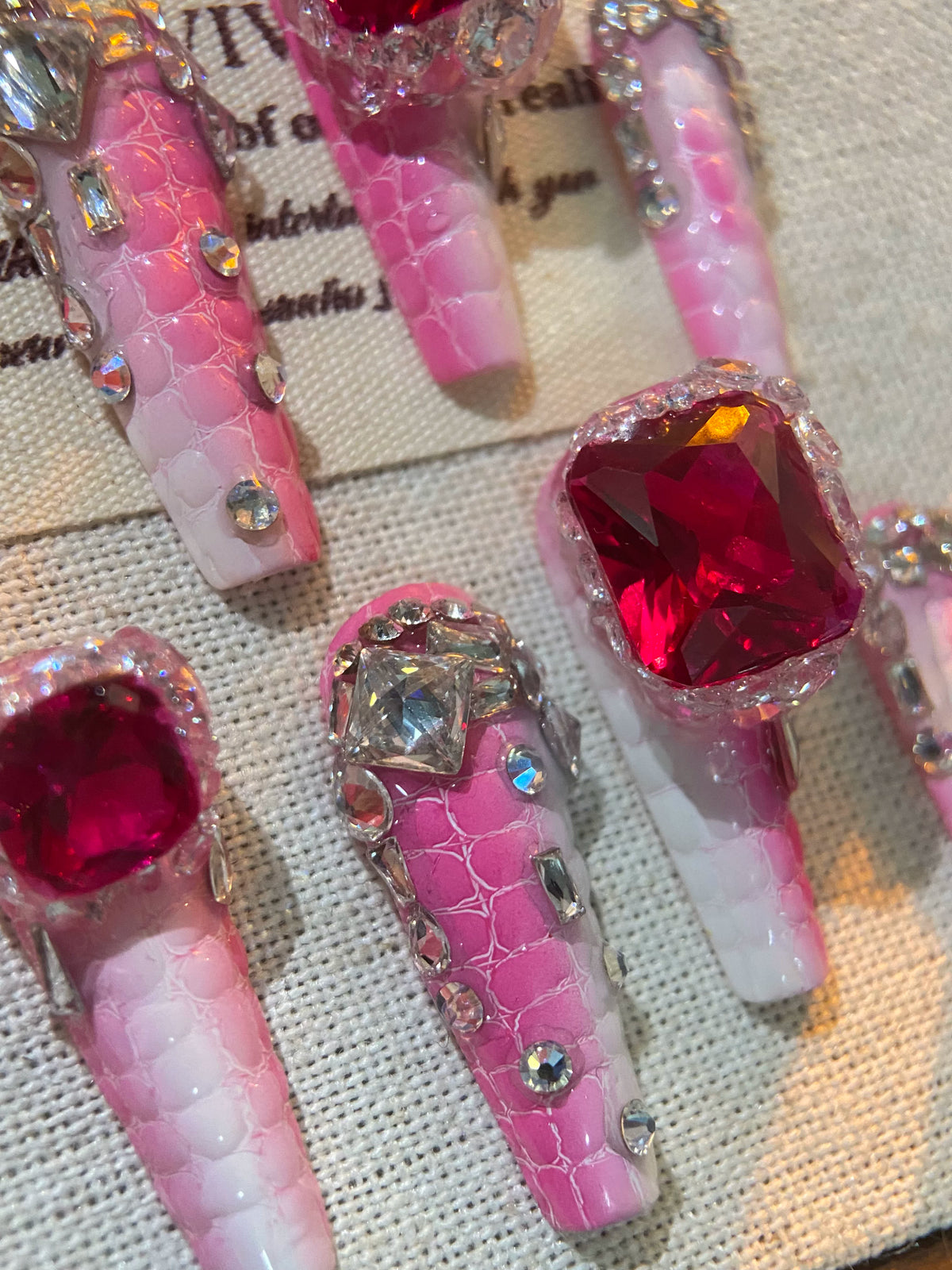 Crocodile pattern light luxury zircon diamond high-end handmade wearable nails personalized detachable nails manicure bridal nails