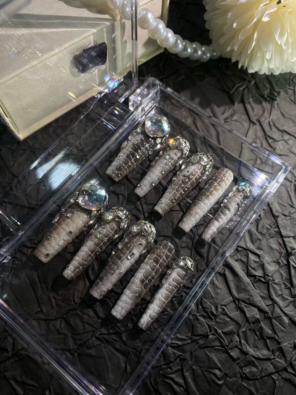Himalayan crocodile pattern accessible luxury zircon k9 diamond classy handmade wearable nails personalized detachable nails manicure nails