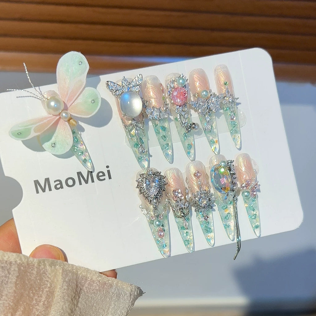 The new heavy industry summer small fresh fluff butterfly wears armor, showing white girlish feeling wears armor