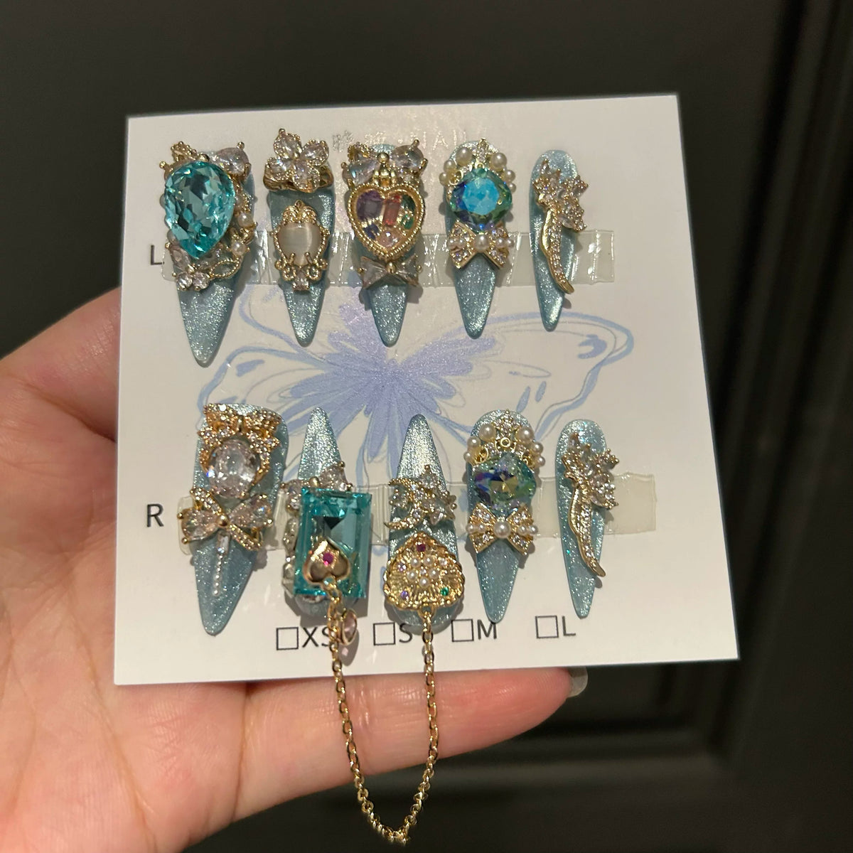Handmade press-on nails, full zircon jewelry, cat eye blue, handcrafted press-on nails, luxurious, whitening, and beautiful manicure