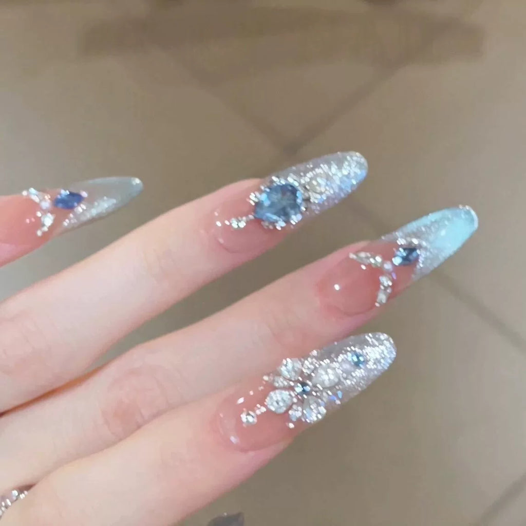 Glass beads gentle cat eye ice wear armor gradual change color diamond jewelry burst flash blue diamond long white advanced sense manicure