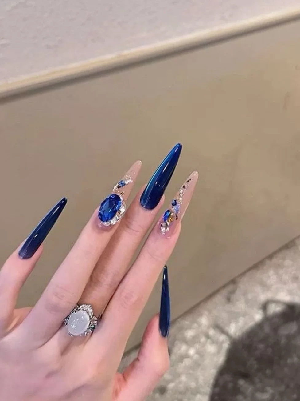 Blue-toned, "rich girl" style, handmade press-on nails: high-end, sparkling rhinestone ball, fresh & chic manicure