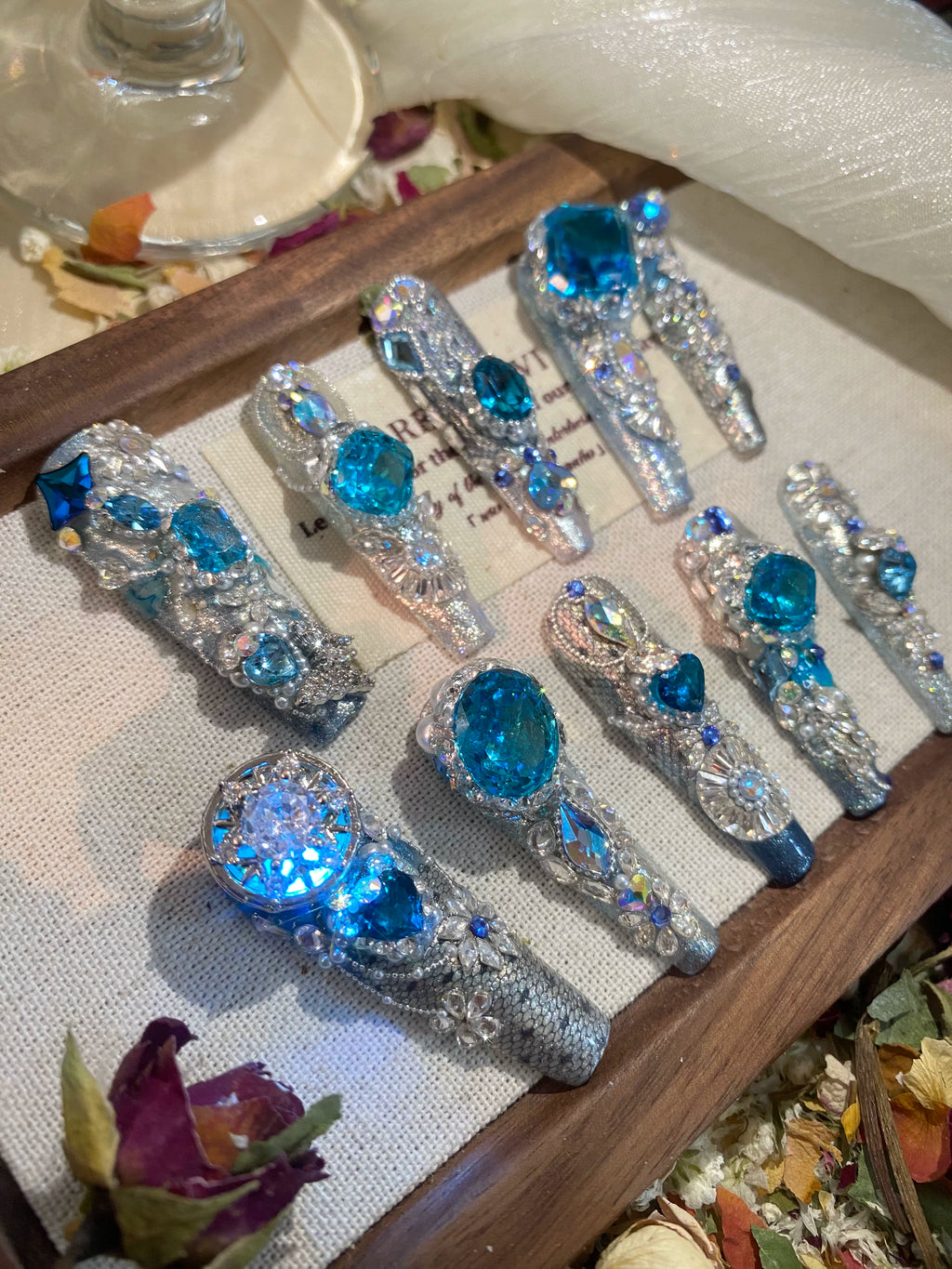 Heavy industry blue printed light-up model huazi ice-cut zircon diamond handmade wearable nails personalized detachable nails manicure