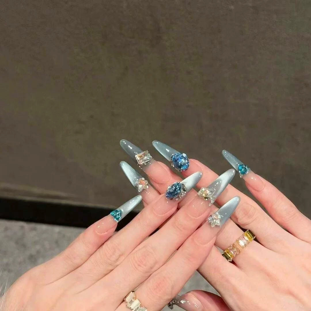 Clear light blue gradient metering cat eye pure desire ins high-end handmade wearable manicure
