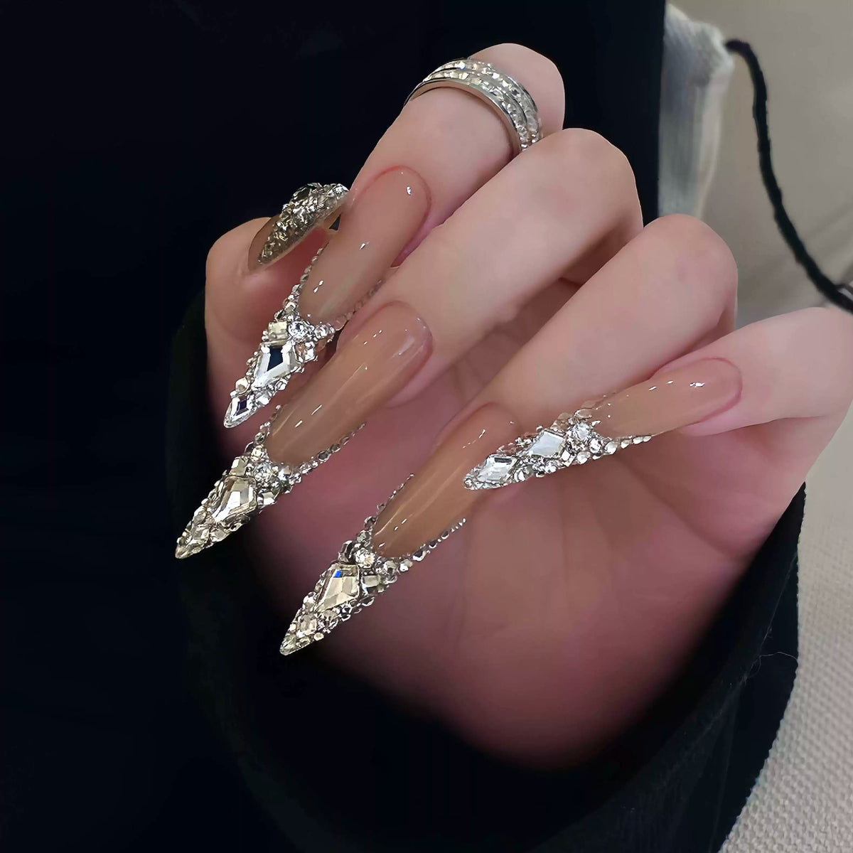 Handmade custom wedding dress wearing manicure French full diamond slender dog wedding nail European and American super long wedding nail pregnant woman bride