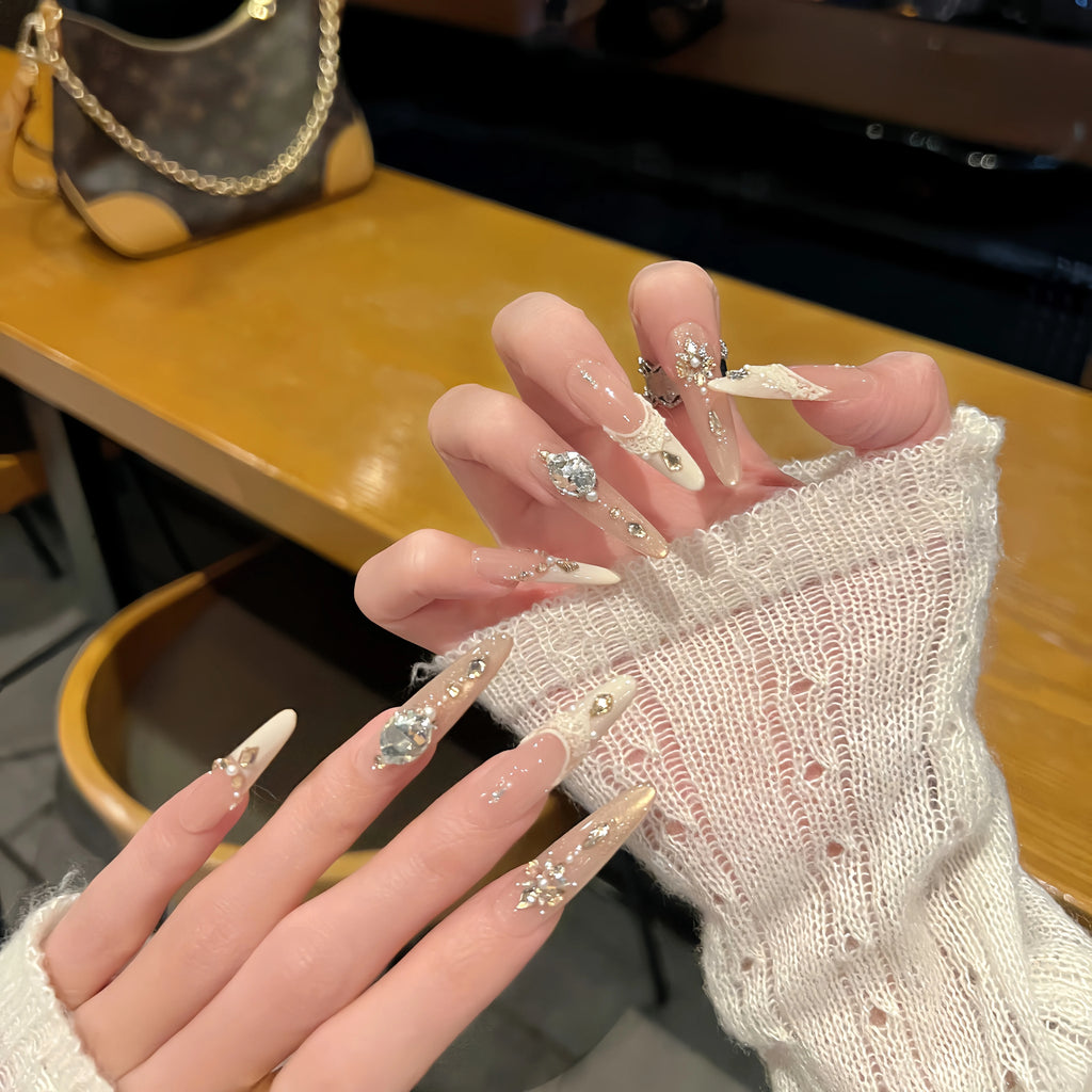 Autumn/winter royal court style luxurious full diamond icy sheer gentle queen bee long cat eye handmade press-on nails