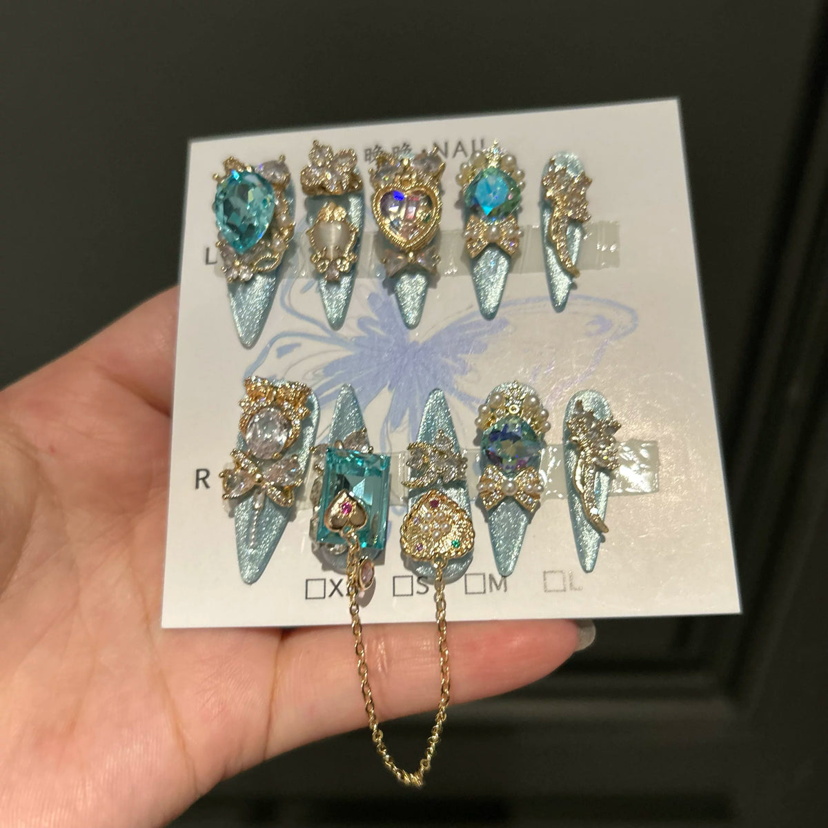 Handmade press-on nails, full zircon jewelry, cat eye blue, handcrafted press-on nails, luxurious, whitening, and beautiful manicure