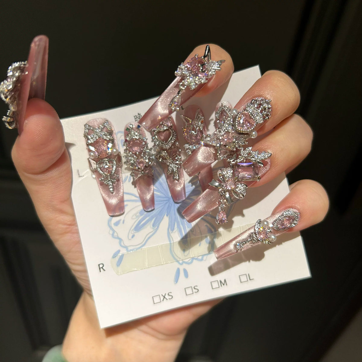 Handmade press-on nails: premium, unique, and flattering - nail art stickers for a natural look