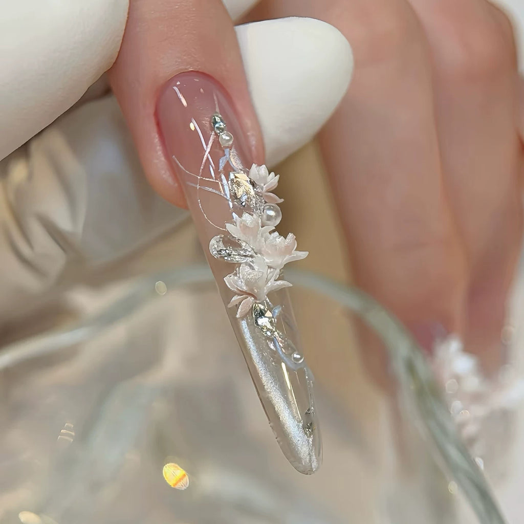 Spring and summer handmade popular wear-resistant long pointed nails stereo carved cat eye show off fake nails finished wedding nails
