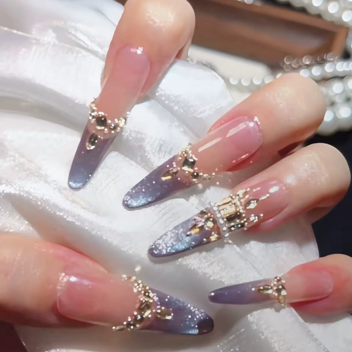 Fall and winter handmade wearable manicure fine dog french violet flash cat eye fake nails detachable whitening wedding nails