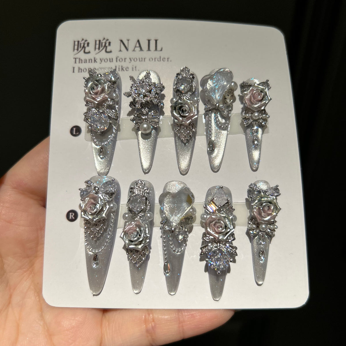 Handmade press-on nails, premium full zircon snowflake design, light luxury mid-length, cute style, exquisite and flattering