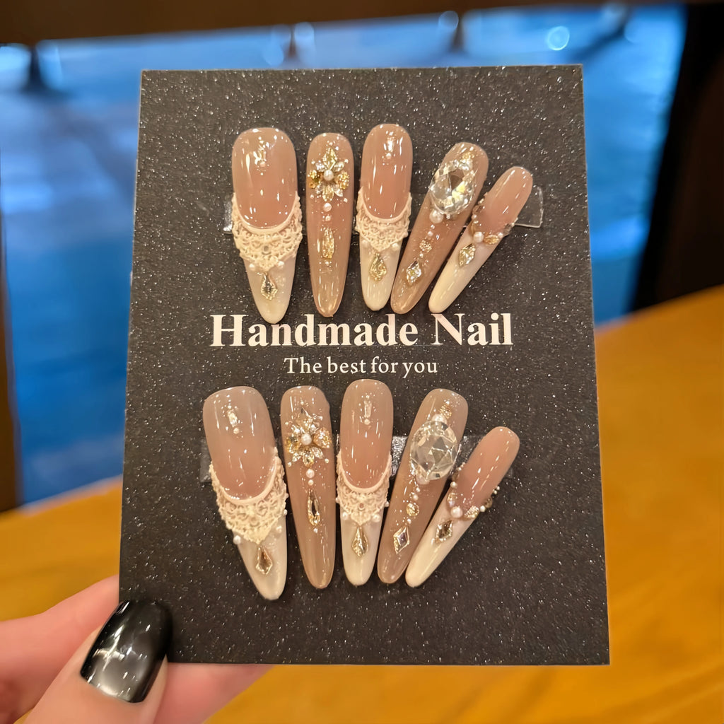 Autumn/winter royal court style luxurious full diamond icy sheer gentle queen bee long cat eye handmade press-on nails