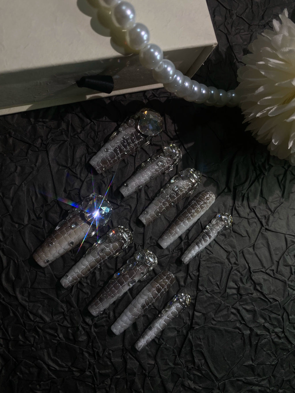 Himalayan crocodile pattern accessible luxury zircon k9 diamond classy handmade wearable nails personalized detachable nails manicure nails