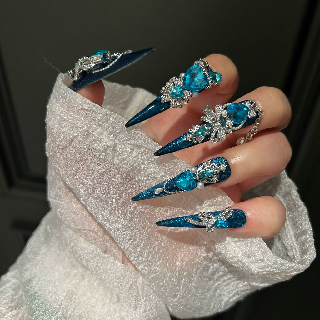 Original handmade wearable cat eye high-end blue light luxury heavy industry new patch nail art detachable