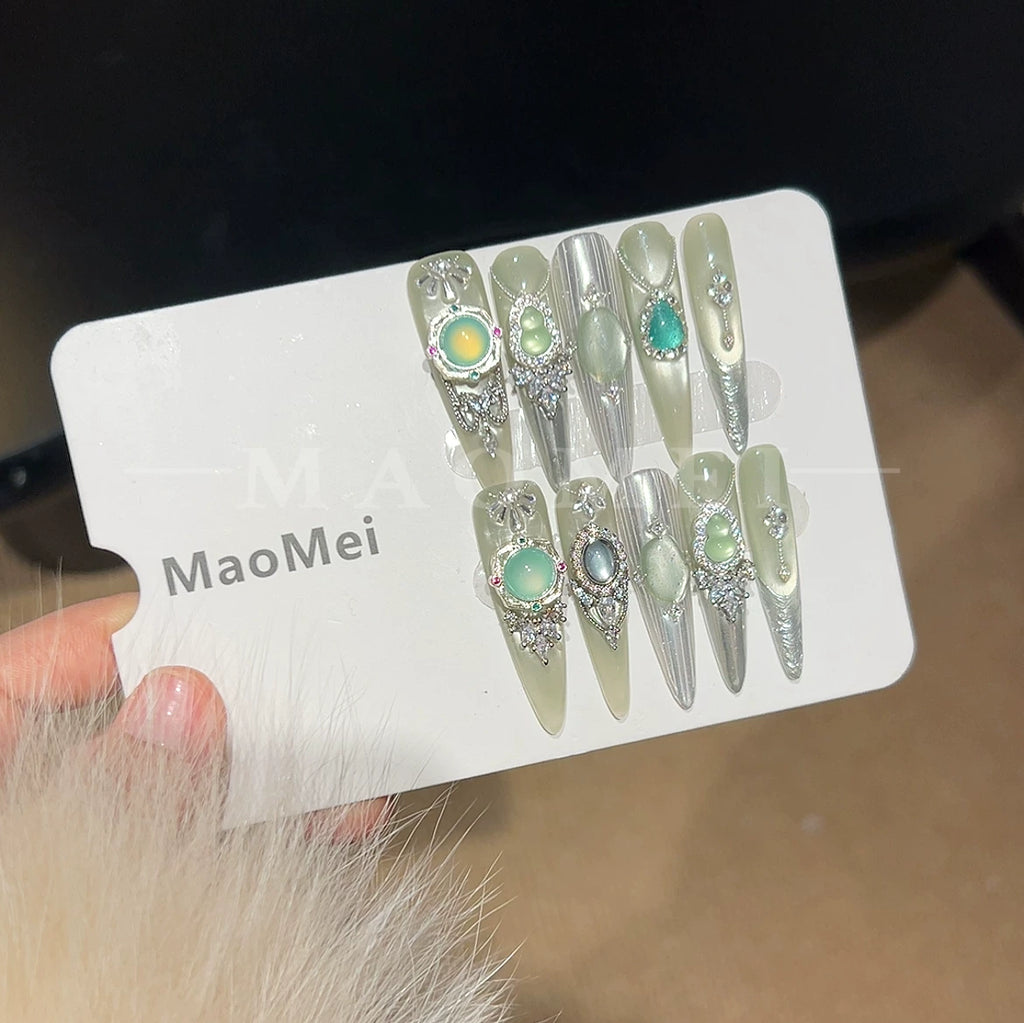 Light luxury handmade new Chinese manicure Chinese style gourd wearing manicure temperament white manicure