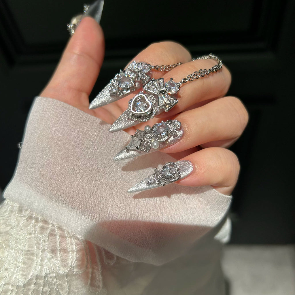 Thousand gold pure handmade wearable armor full zirconium eastern zhou diamond classyluxury handmade nail art patch beating heart
