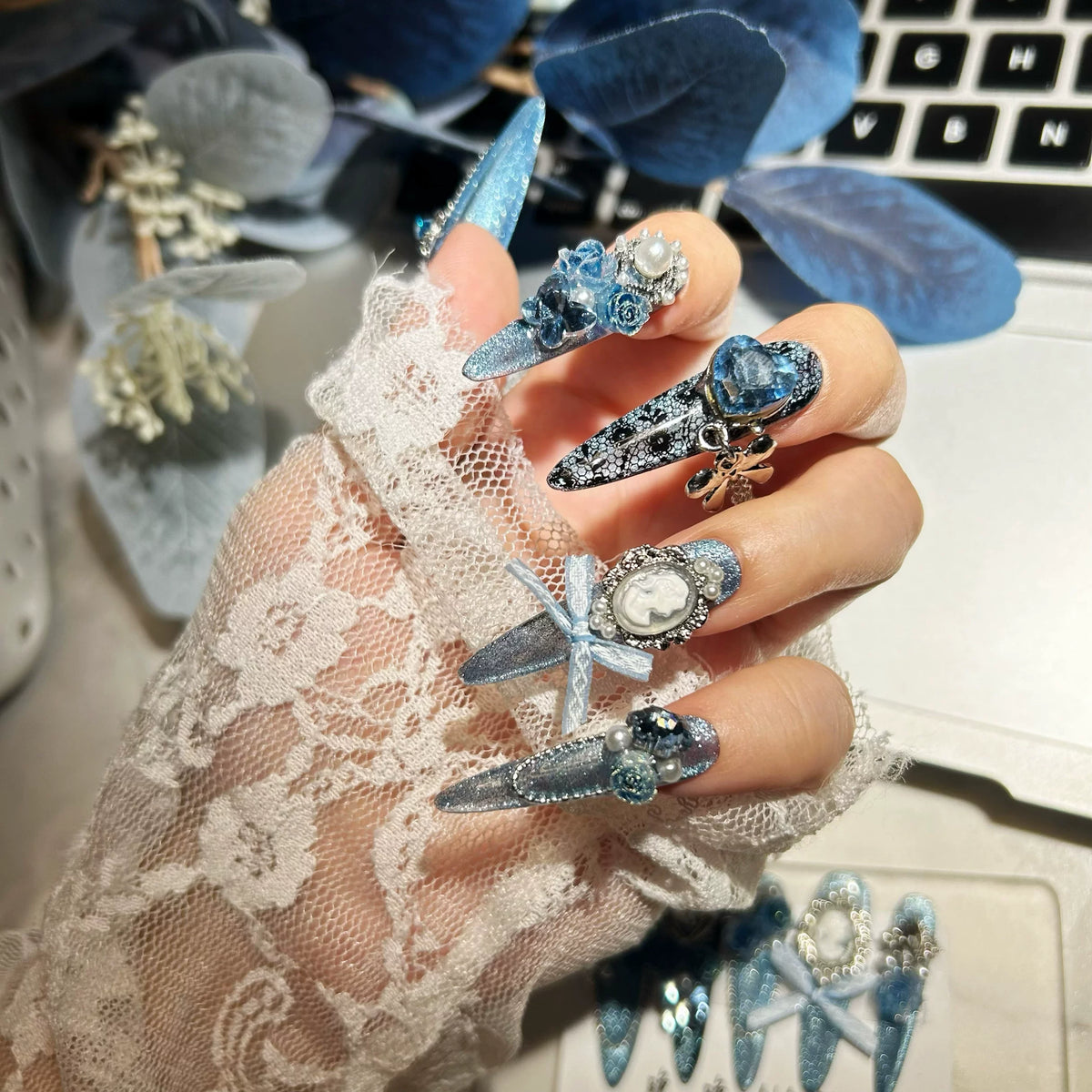 Original nail art heavy industry handmade wearable blue rose pure handmade wearable nails luxurious niche cat eye