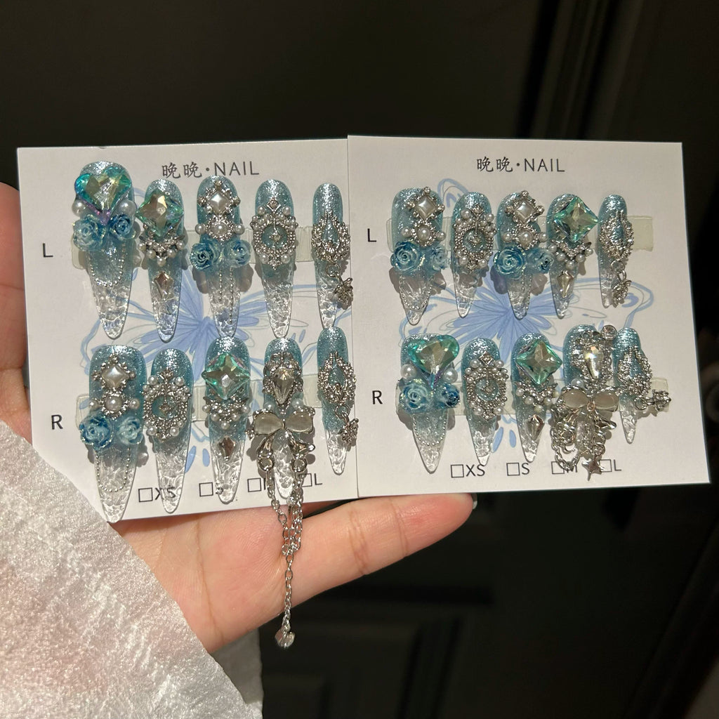 Hand-worn nail Glazed nail Crushed ice Blue bow Nail patch Finished fake nail