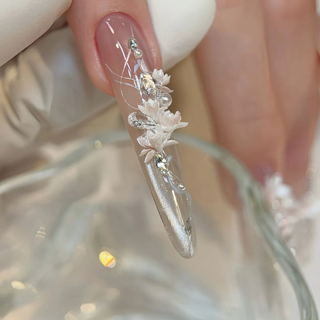 Spring and summer handmade popular wear-resistant long pointed nails stereo carved cat eye show off fake nails finished wedding nails